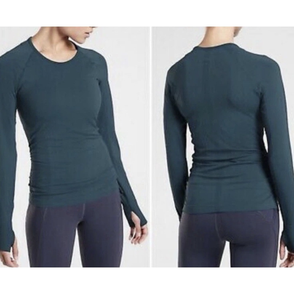 Athleta Speedlight Running Long Sleeve Top XS Nylon Stretch Sporty Thumholes